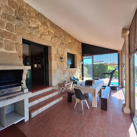 Alilacha - Piscina Barbacoa Playa 500 M * Bueu