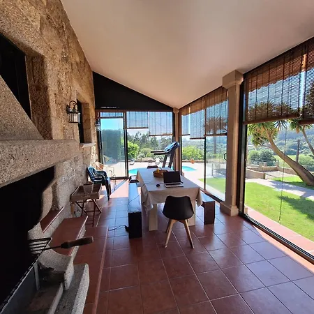 Alilacha - Piscina Barbacoa Playa 500 M * Bueu